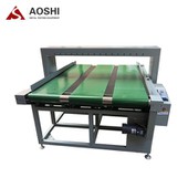 Stroj na kontrolu jehly s velkou šířkou